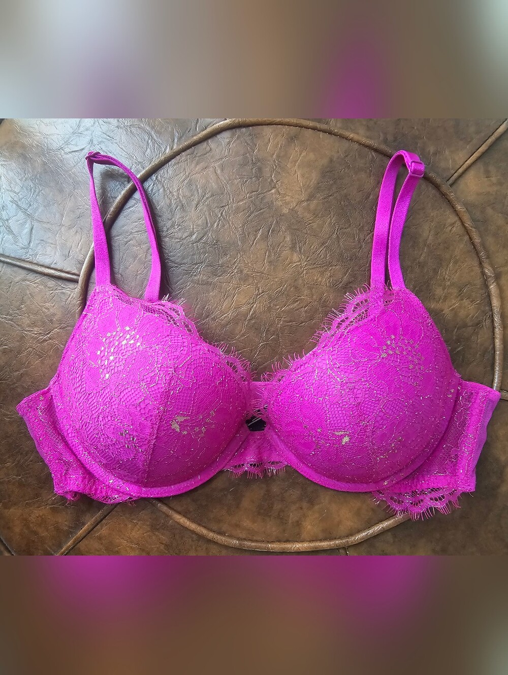 Victoria's Secret Very Sexy Bright Fuchsia Lace Push-Up Bra